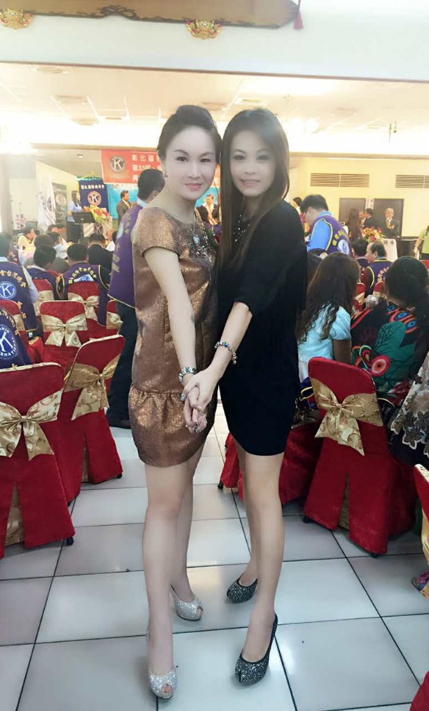29天清一百吨垃圾，，，正妹靓机壮丽环岛行