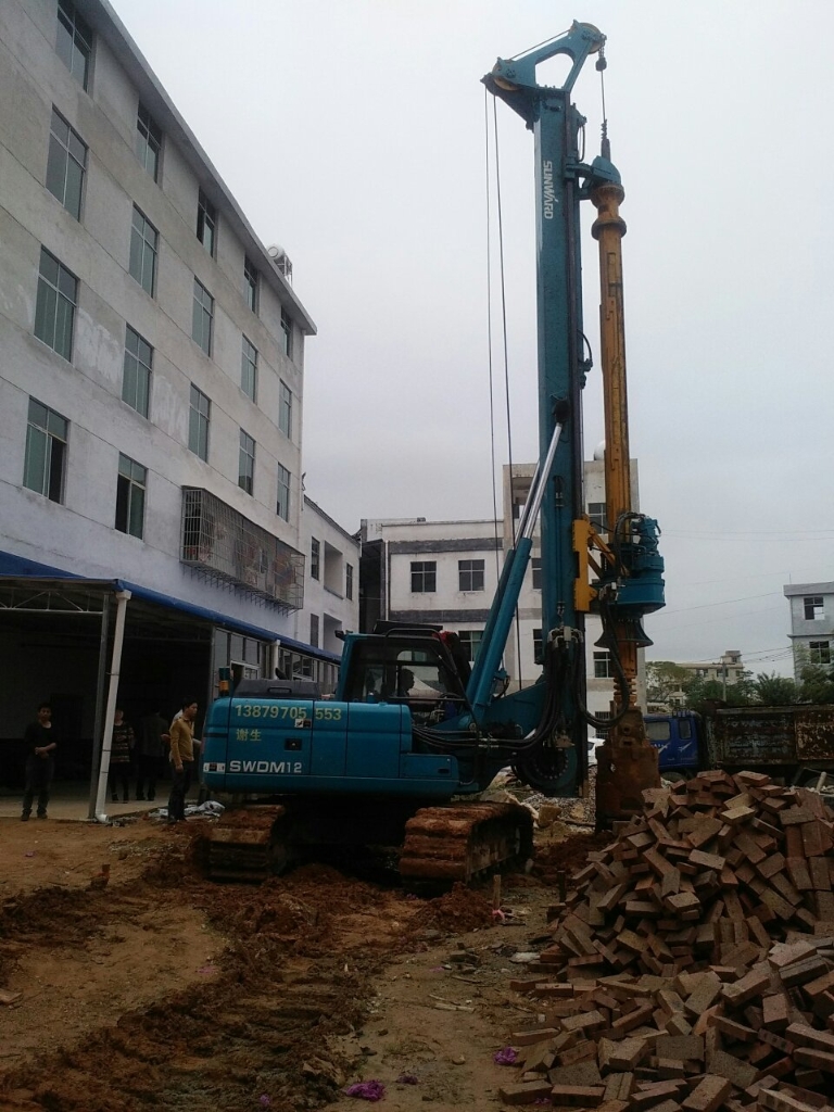 2138cn太阳集团城智能中小型旋挖钻机助力俏丽村落建设