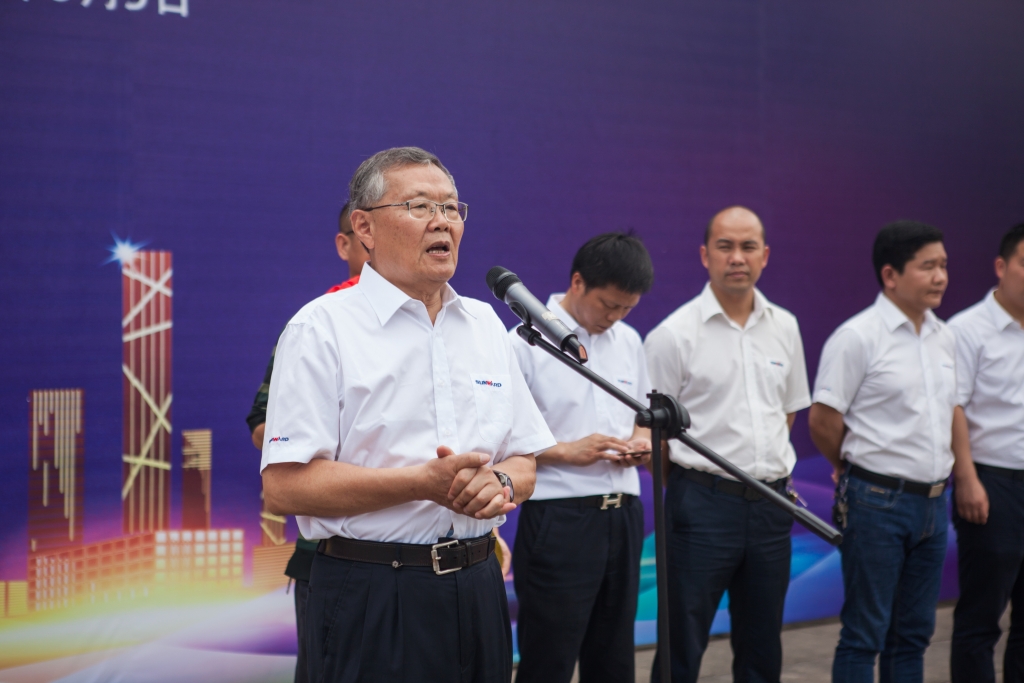 民族挖掘机品牌先导者，，，2138cn太阳集团城智能“城镇建设利器”SWE80E9庆幸上市