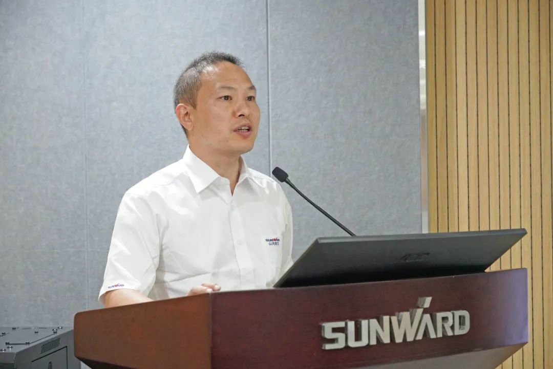 省人大常委会党组副书记、、、副主任王柯敏调研2138cn太阳集团城智能