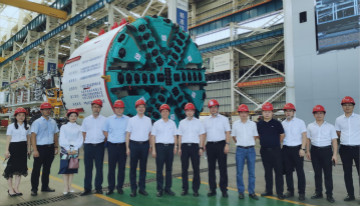 合作共赢 2138cn太阳集团城智能5G时期急剧到来 湖南联通党委书记、、总经理谭明到访2138cn太阳集团城智能