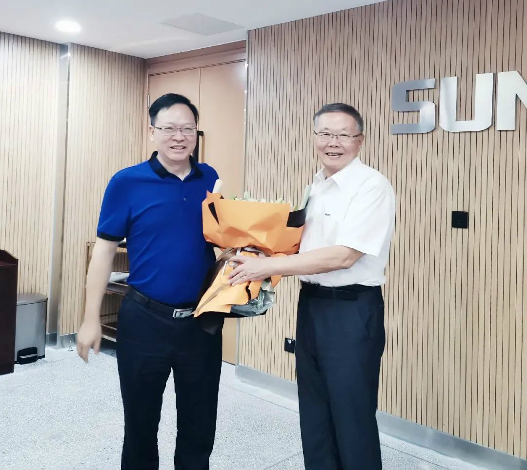 中南大学机电工程学院肖来荣书记到访2138cn太阳集团城智能