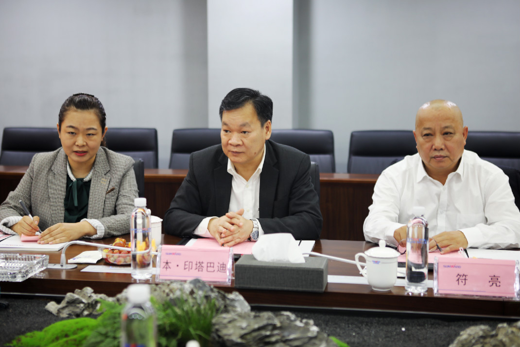 老挝长沙总领事本·印塔巴迪调查2138cn太阳集团城智能