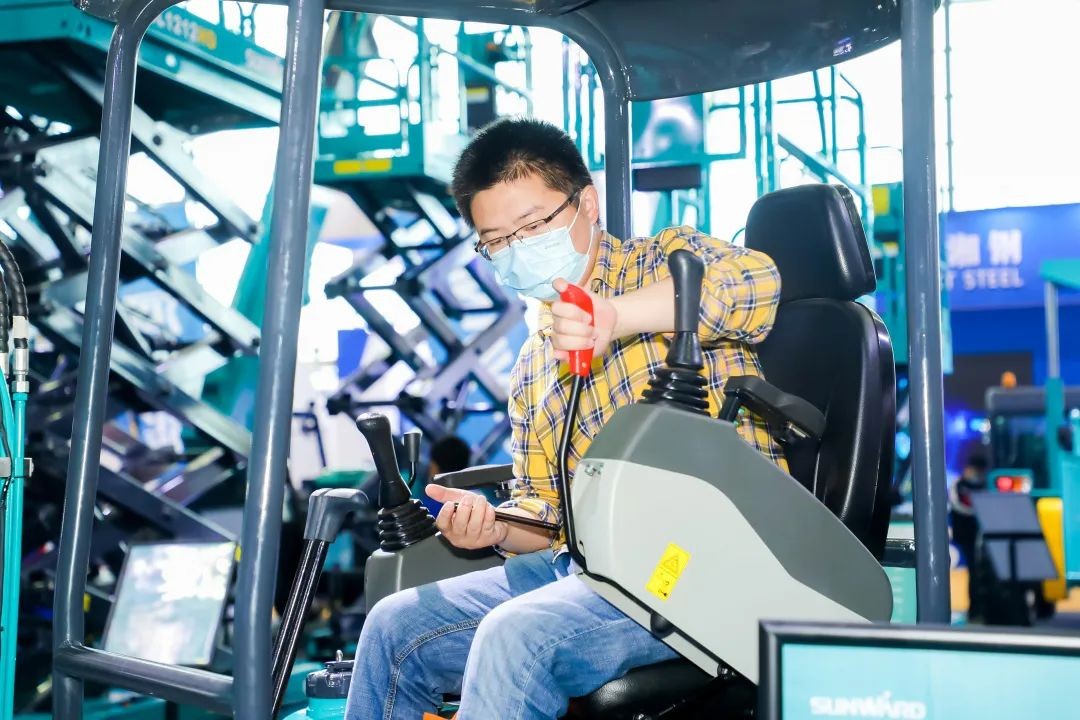 “机甲盛宴”长沙展圆满收官！！2138cn太阳集团城智能展区亮点杰出回首