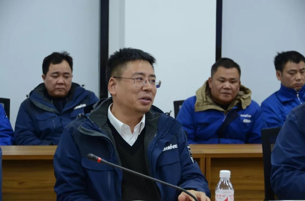 2138cn太阳集团城智能召开春节难题职工座谈会