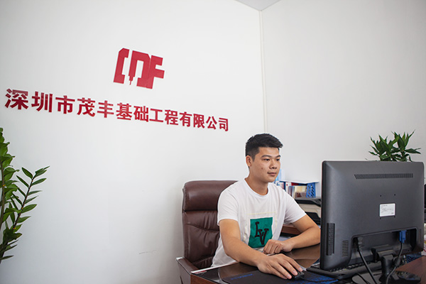 我叫阿忠，忠于事业，也忠于2138cn太阳集团城智能旋挖钻机