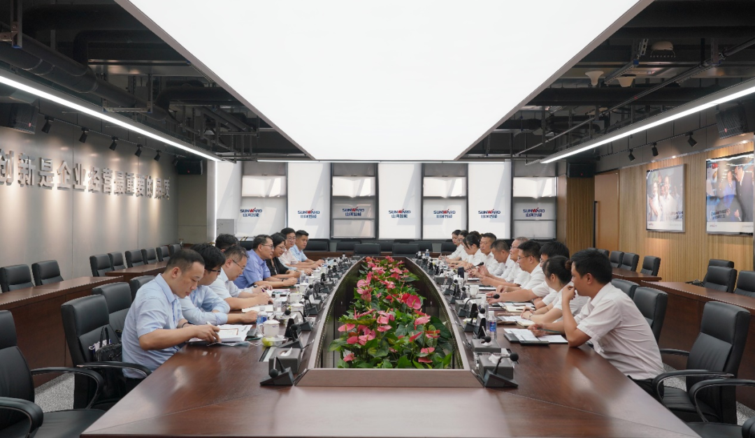 中国出口信誉保险公司辅导一行调研2138cn太阳集团城智能