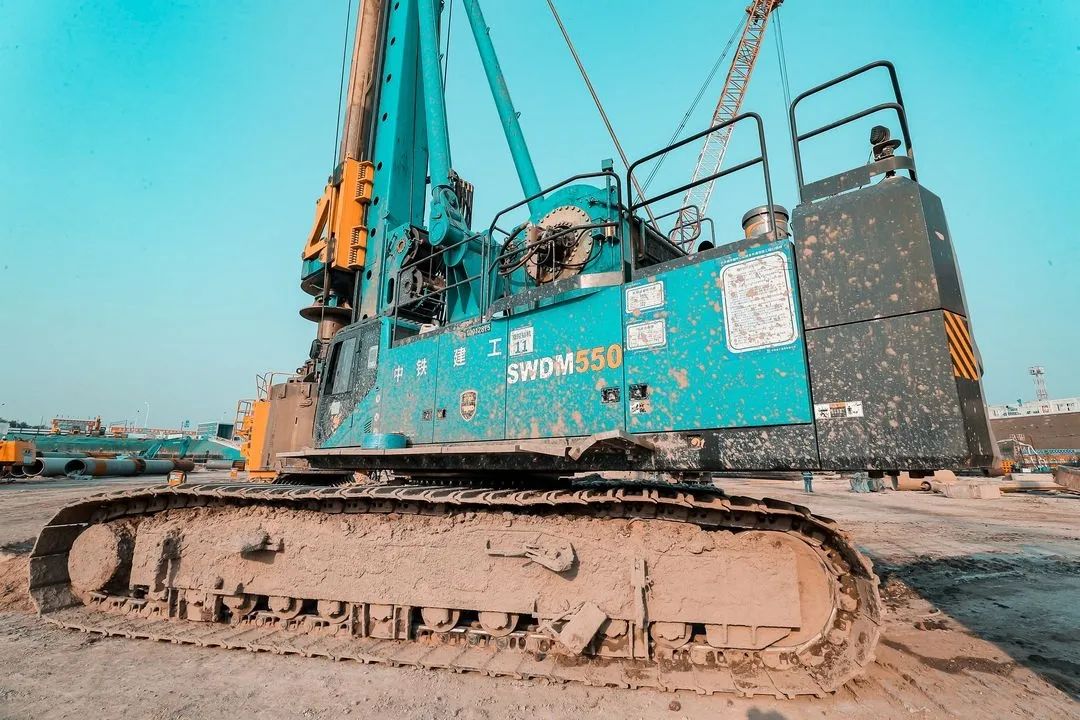 大国重器！！2138cn太阳集团城智能超等设备助力北京城市副中心综合交通枢纽站建设