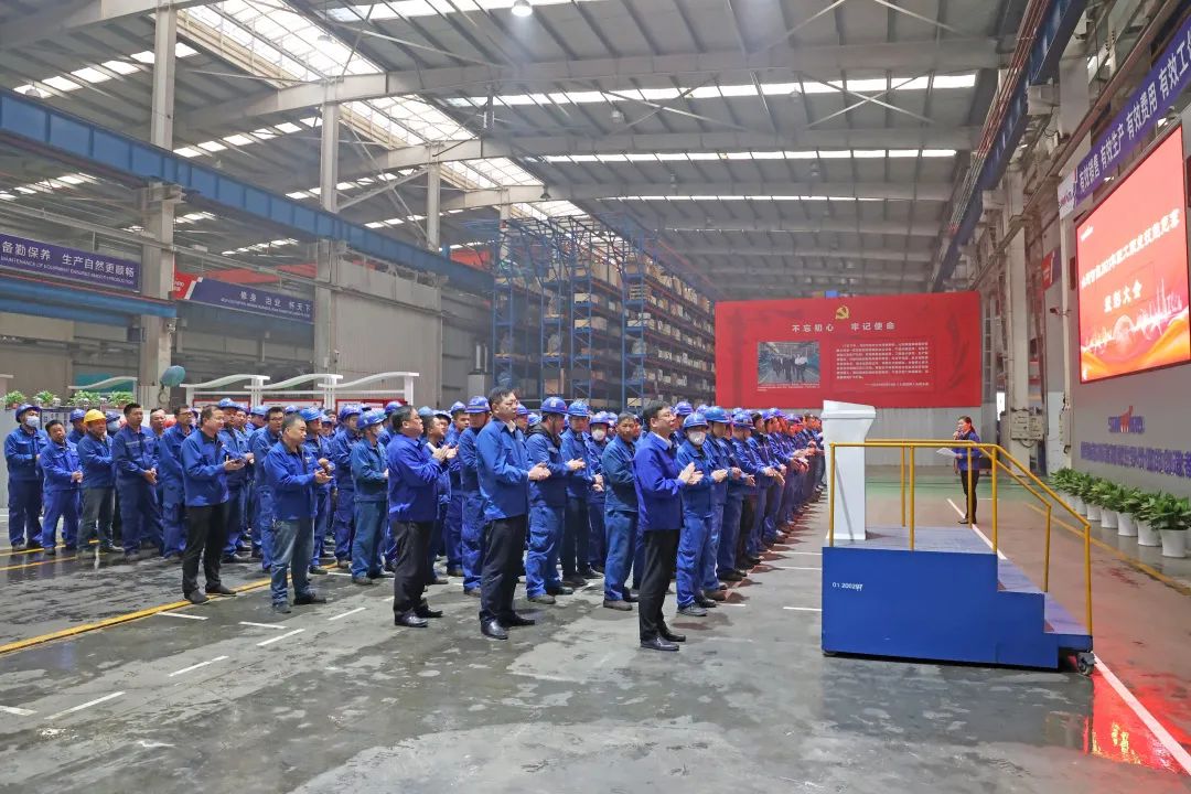 向楷模学习！2138cn太阳集团城智能56名职工受到职工职业技术较量赞美