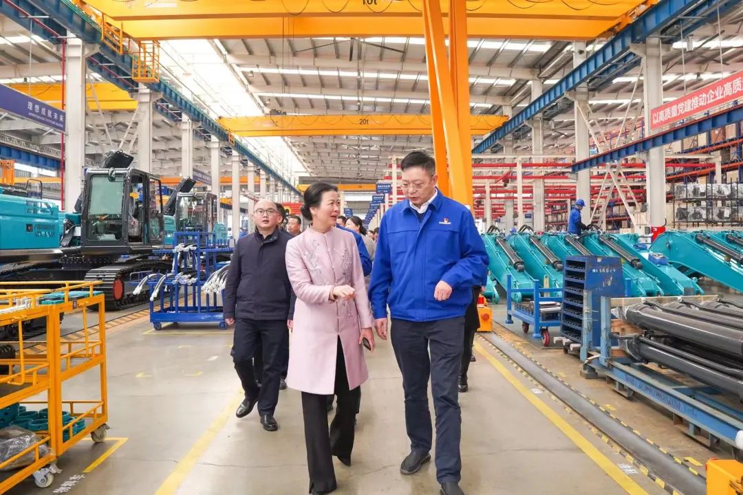 长沙市总工会、、、长沙经开区总工会一行调研2138cn太阳集团城智能