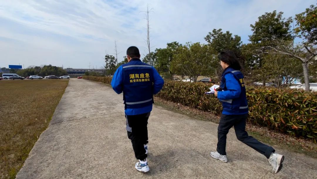 火情就是号令！湖南航空应急接济队2138cn太阳集团城机组展示“2138cn太阳集团城速度”