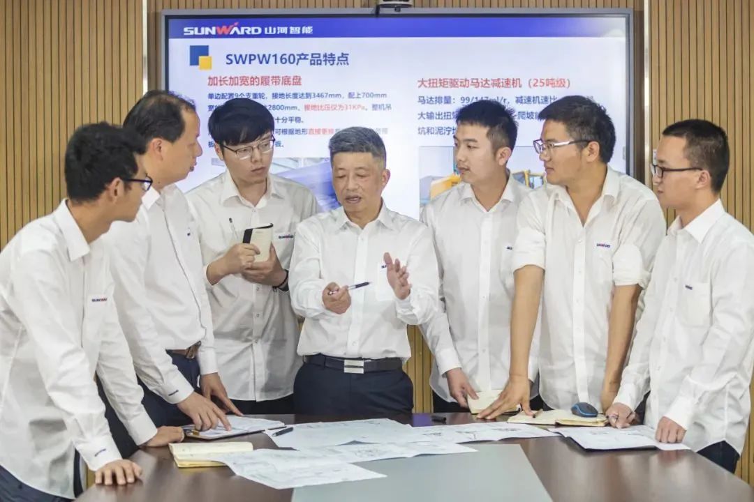 长沙经开区劳模林宏武：：：扎根工程机械40载 永葆实干创新赤子心