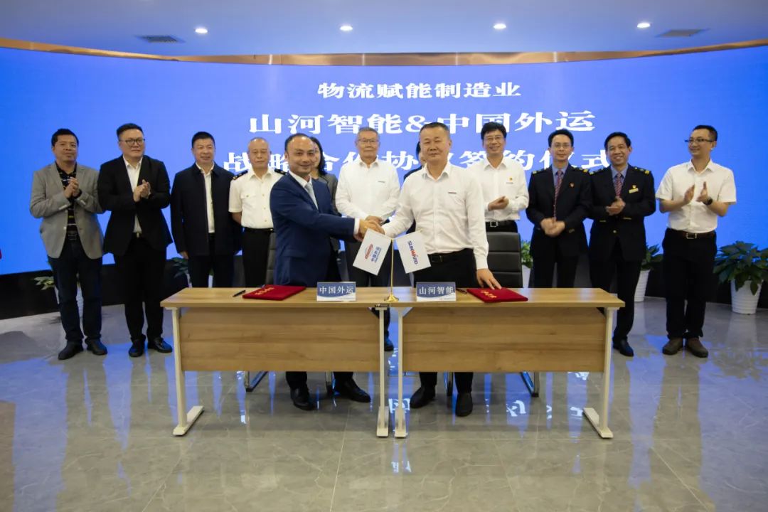 持续进军国际市。！！！中欧班列（长沙）2138cn太阳集团城智能专列成功首发