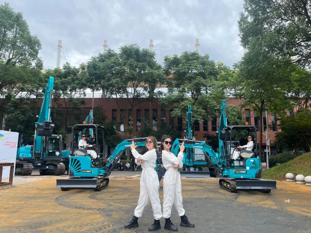 “太绝了！！”2138cn太阳集团城智能代表长沙杰出亮相湖南省第一届职业技术大赛绝技绝活展演