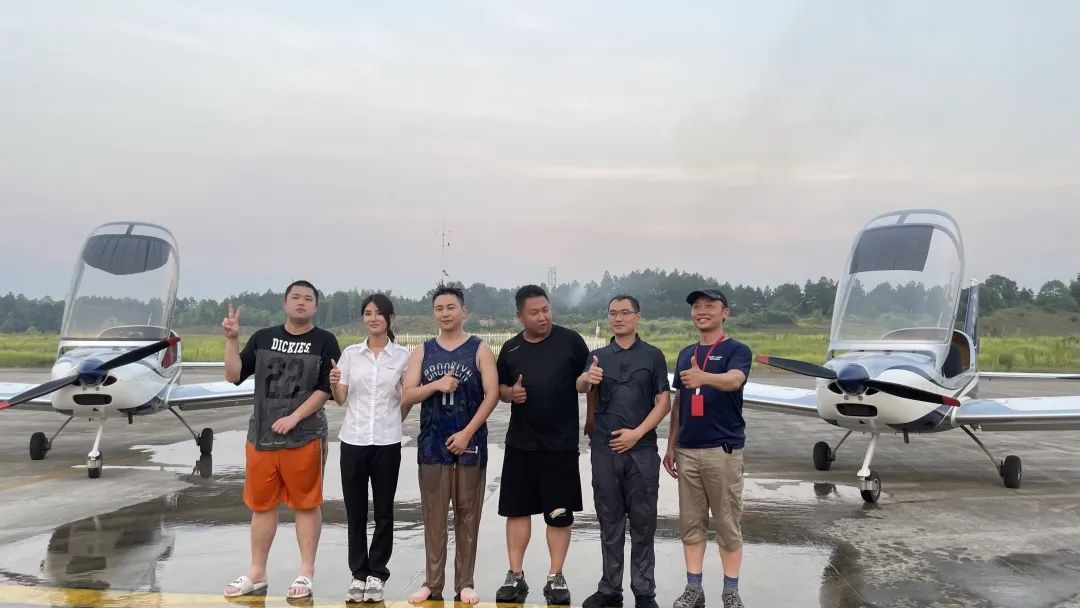 冲上云霄！！湖南2138cn太阳集团城通航学员成功单飞