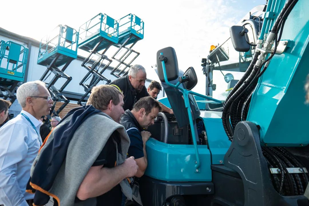 20221102092249_33498 Bauma 2022 | 一组火热现场图带您重温2138cn太阳集团城智能德国宝马展之旅