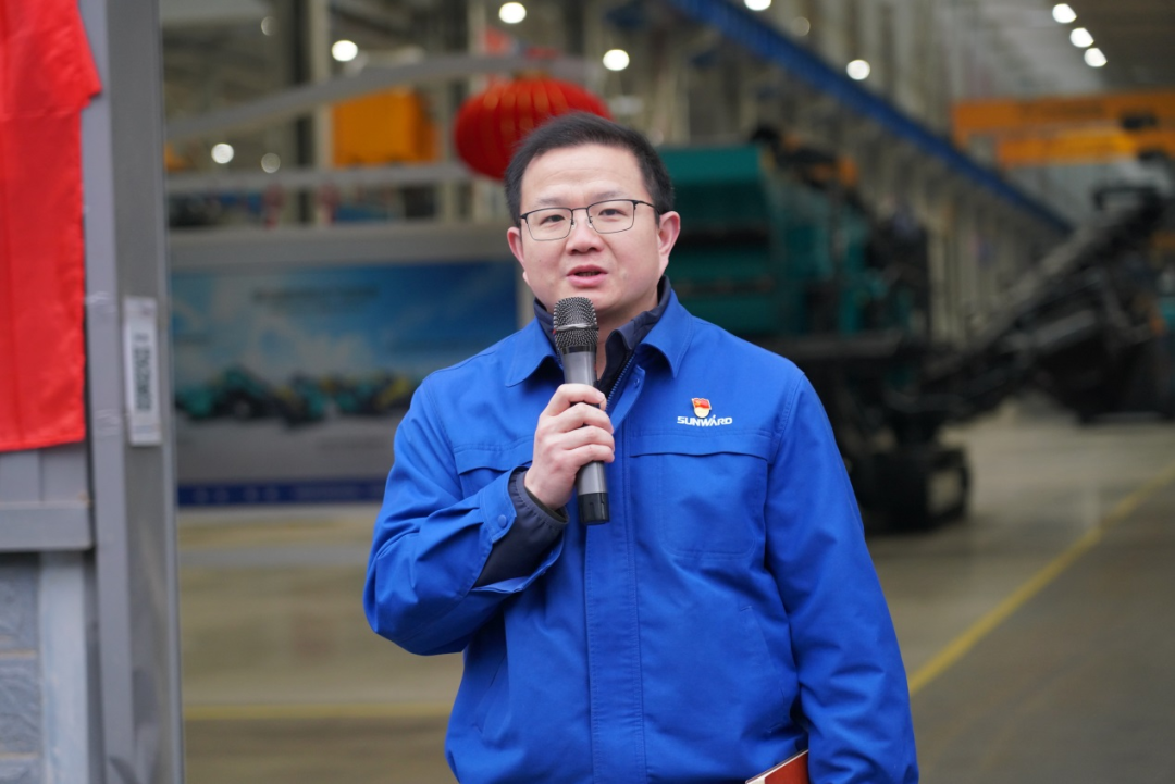 “持证上岗，，，成为破碎筛分设备的好管家！！！”