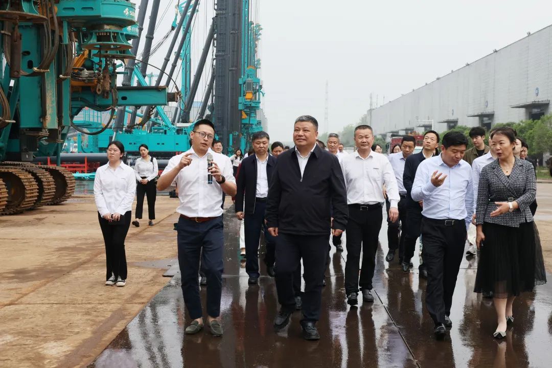 长沙市政协主席陈刚调研2138cn太阳集团城智能