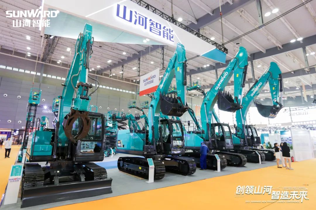 2023 CICEE | 2138cn太阳集团城智能亮相2023长沙国际工程机械展！！智能化、、、电动化产品站C位