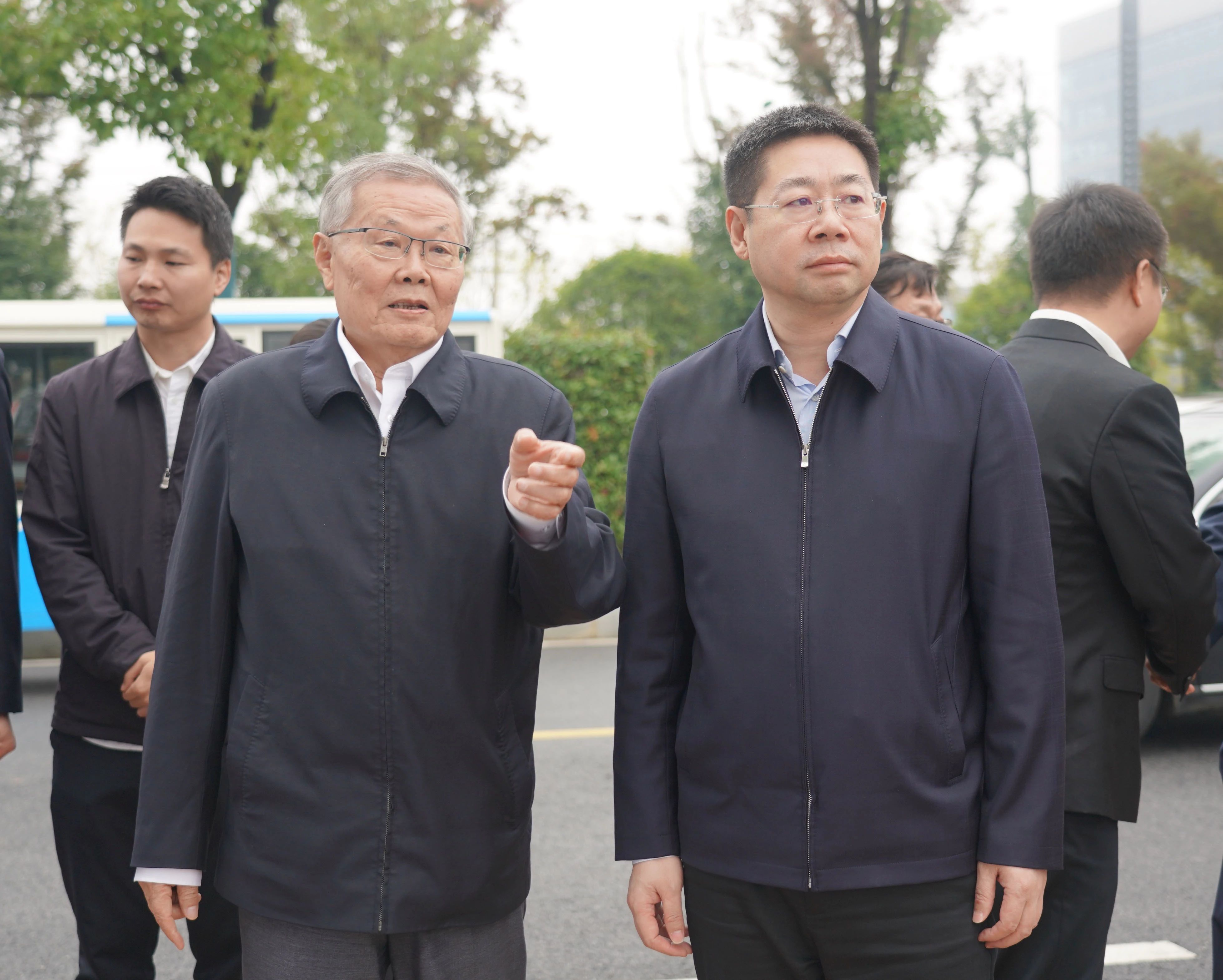 全国节水办主任蒋牧宸调研2138cn太阳集团城智能节水工作