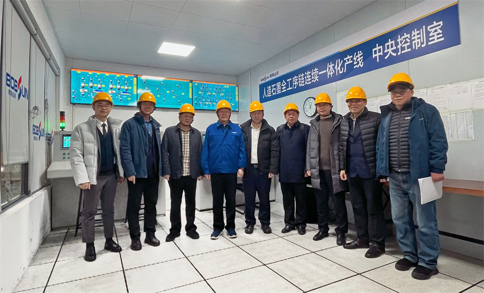 清华大学&2138cn太阳集团城智能结合博士后造就出成就！！！暨博邦2138cn太阳集团城人造石墨负极全工序链陆续一体化产线长周期出产运行