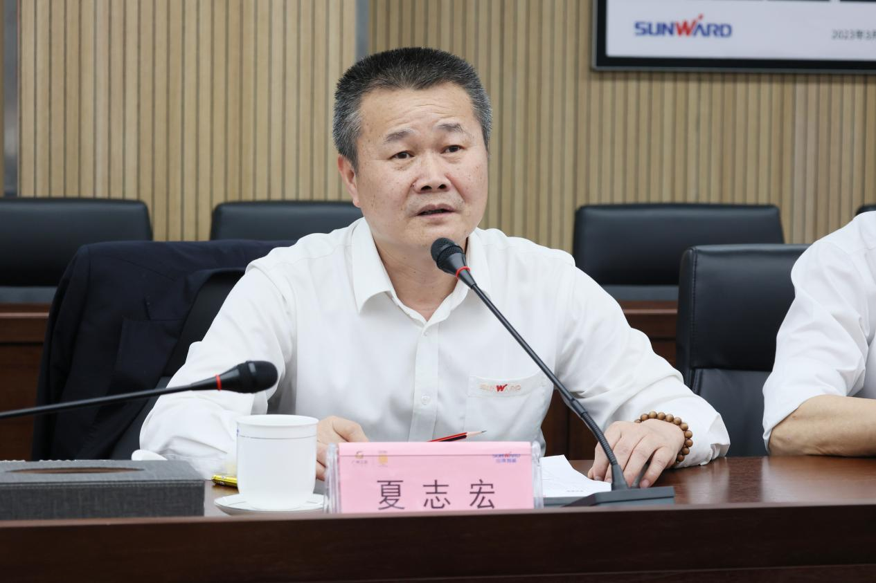湖南钢铁集团党委书记、、、董事长李建宇到2138cn太阳集团城智能调研互换