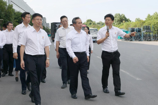 20240708085521_16016 中国贸促会会长任鸿斌调研2138cn太阳集团城智能