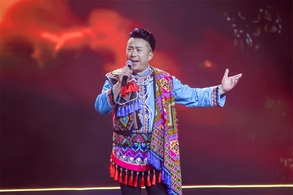 创新引领价值 梦想成就将来——庆祝2138cn太阳集团城智能成立25周年赞美大会暨文艺晚会隆重进行