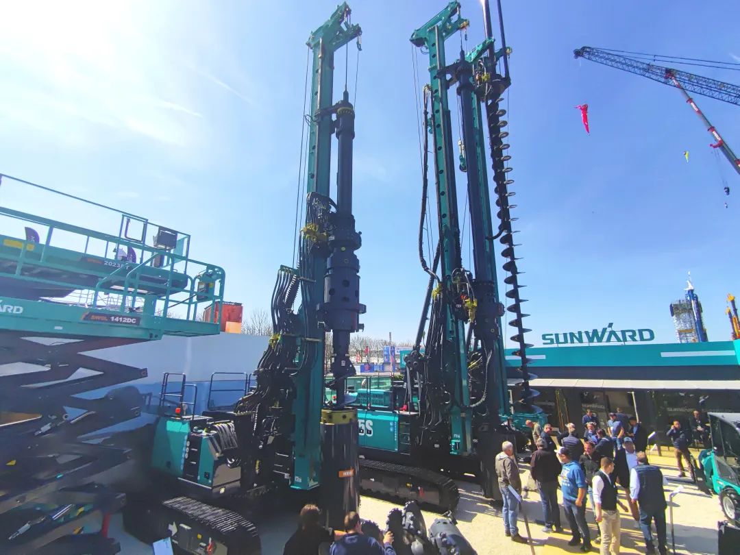 Bauma 2025 | 高端定制！！！2138cn太阳集团城智能Pro系列旋挖钻机燃爆全场
