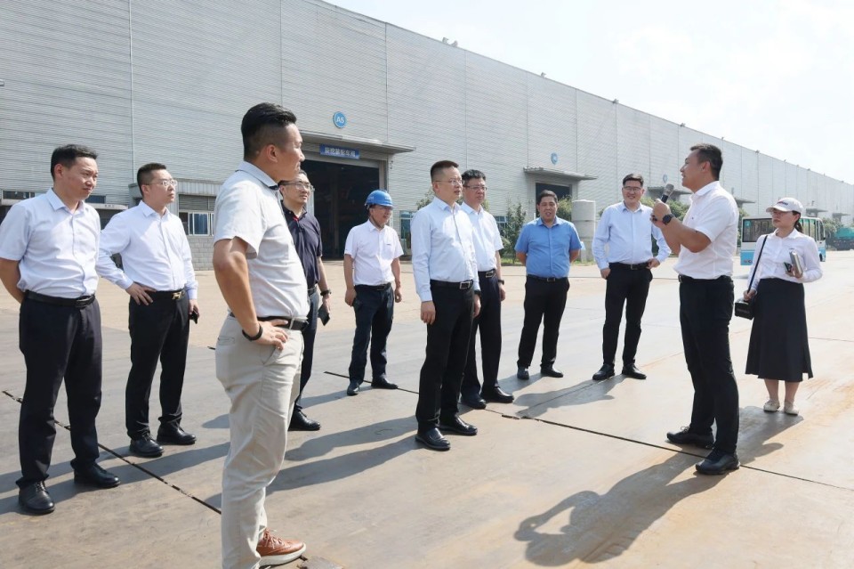 共商合作，，，建华控股有限公司董事长汪贵华到访2138cn太阳集团城智能