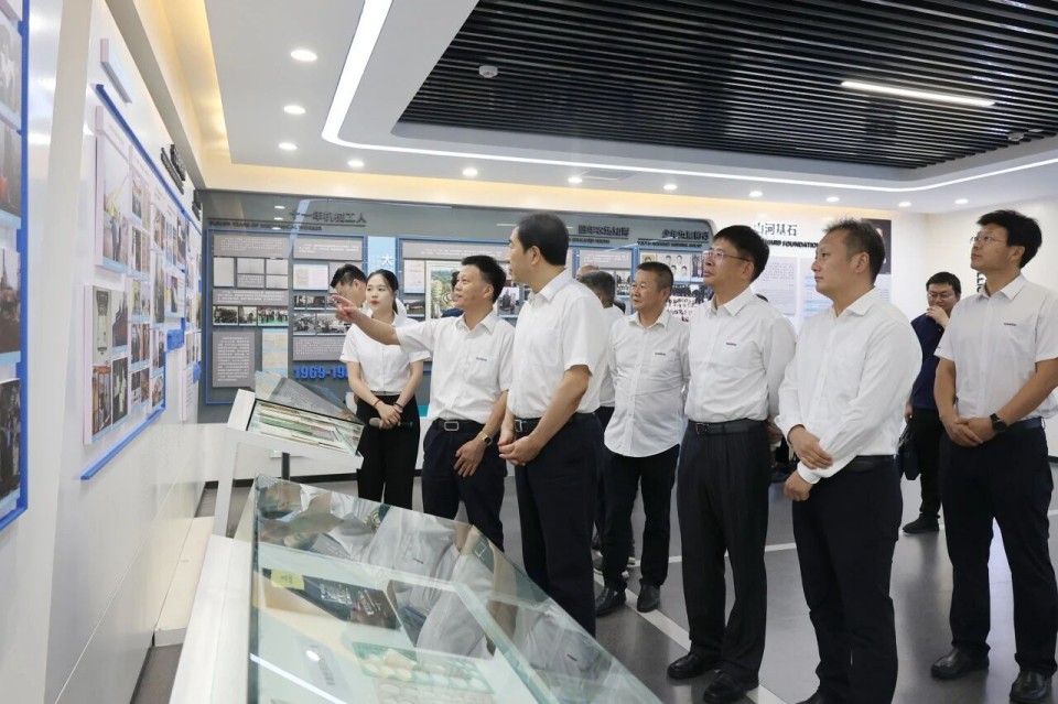 中国煤炭地质总局局长马刚到访2138cn太阳集团城智能，同谋绿色智能矿山设备发展新蹊径