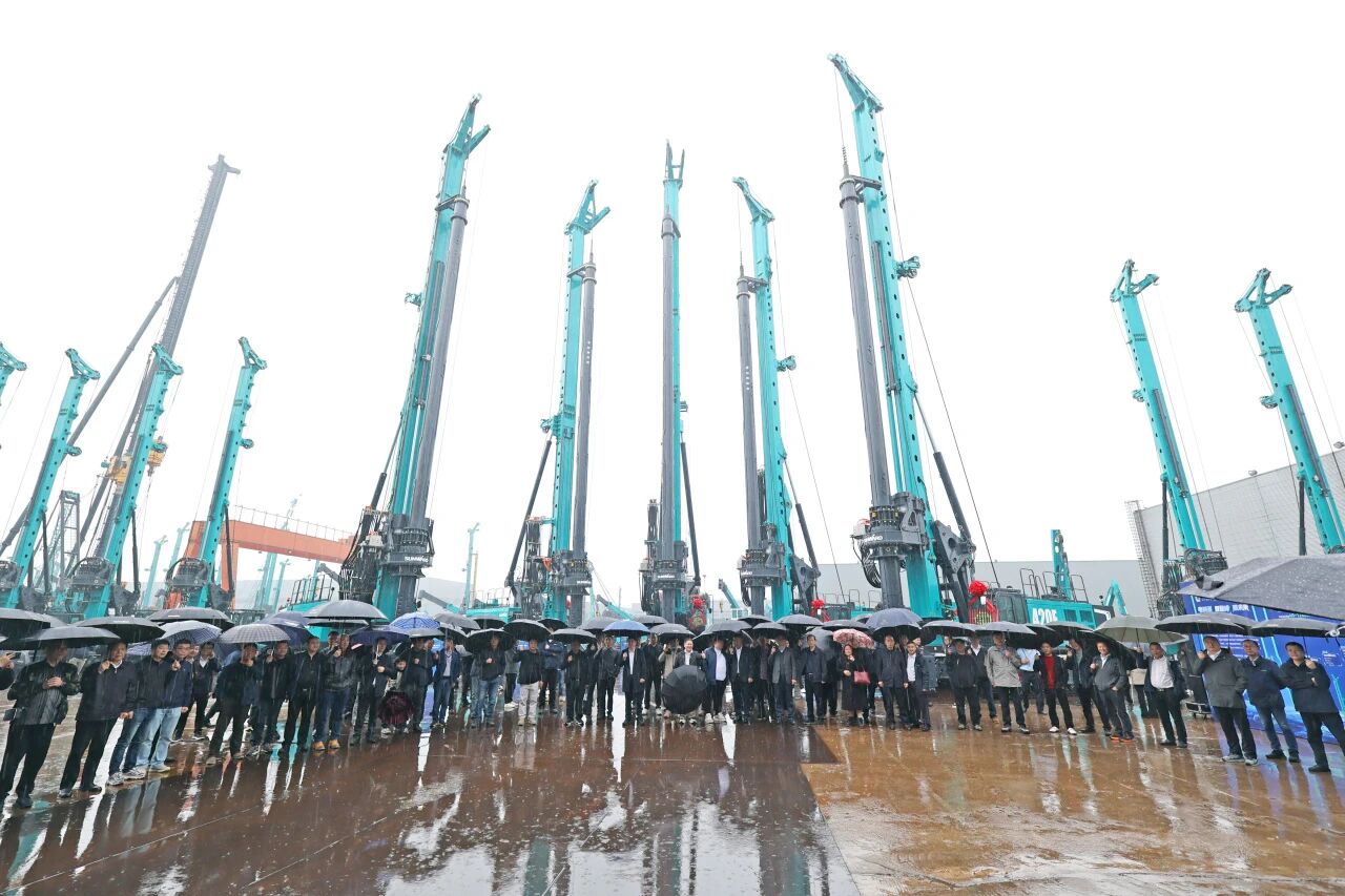2138cn太阳集团城智能进行电动旋挖钻机新品颁布会，，，收成1.2亿元订单